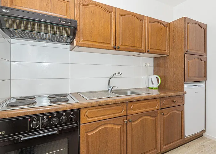 3 Bedroom Amazing In Apartment Srima