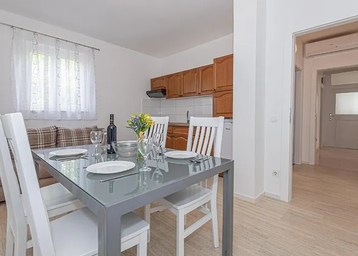 3 Bedroom Amazing In * Srima