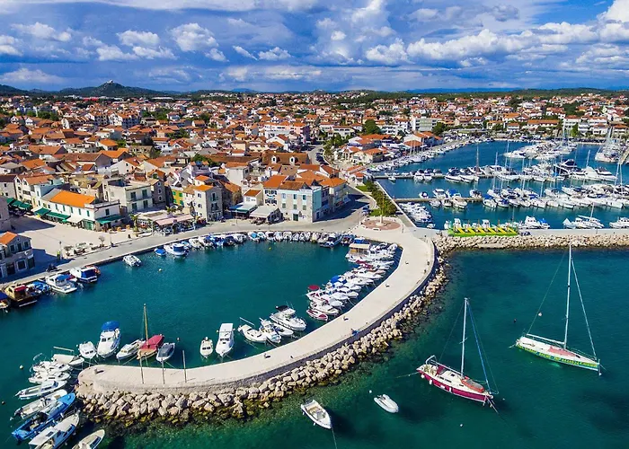 Apartment 3 Bedroom Amazing In